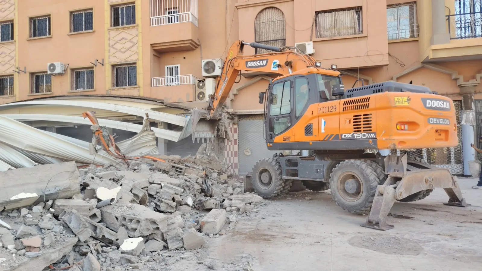 Marrakech Launches Major Campaign to Demolish Illegal Constructions on Prince Moulay Abdullah Street