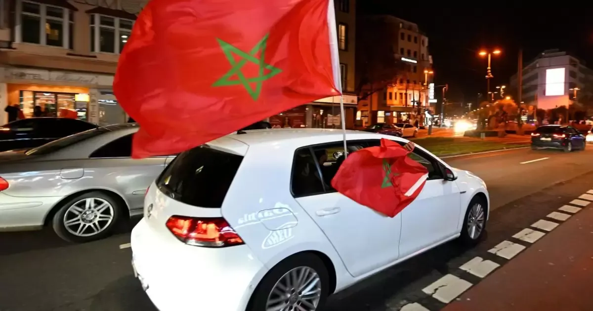 The Heartfelt Dilemma of Moroccan Fans in France Ahead of the World Cup Quarter-Final