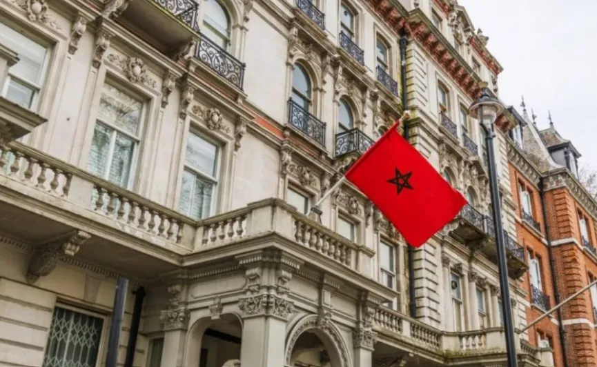 Moroccan Embassy in France Files Official Complaint Over National Flag Insult and Incitement Against Citizens