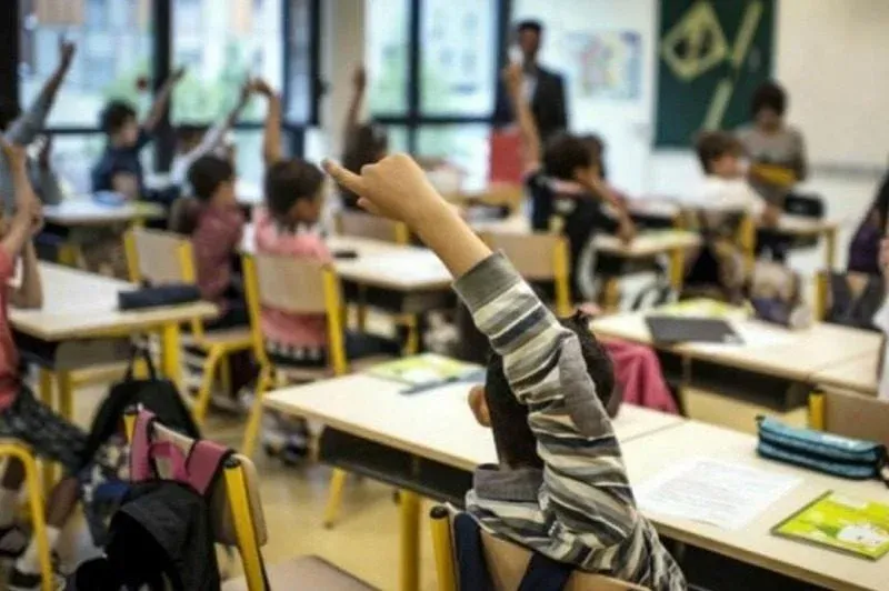 Andalusia to Abolish Arabic Language and Moroccan Culture Classes Amidst Political Shifts