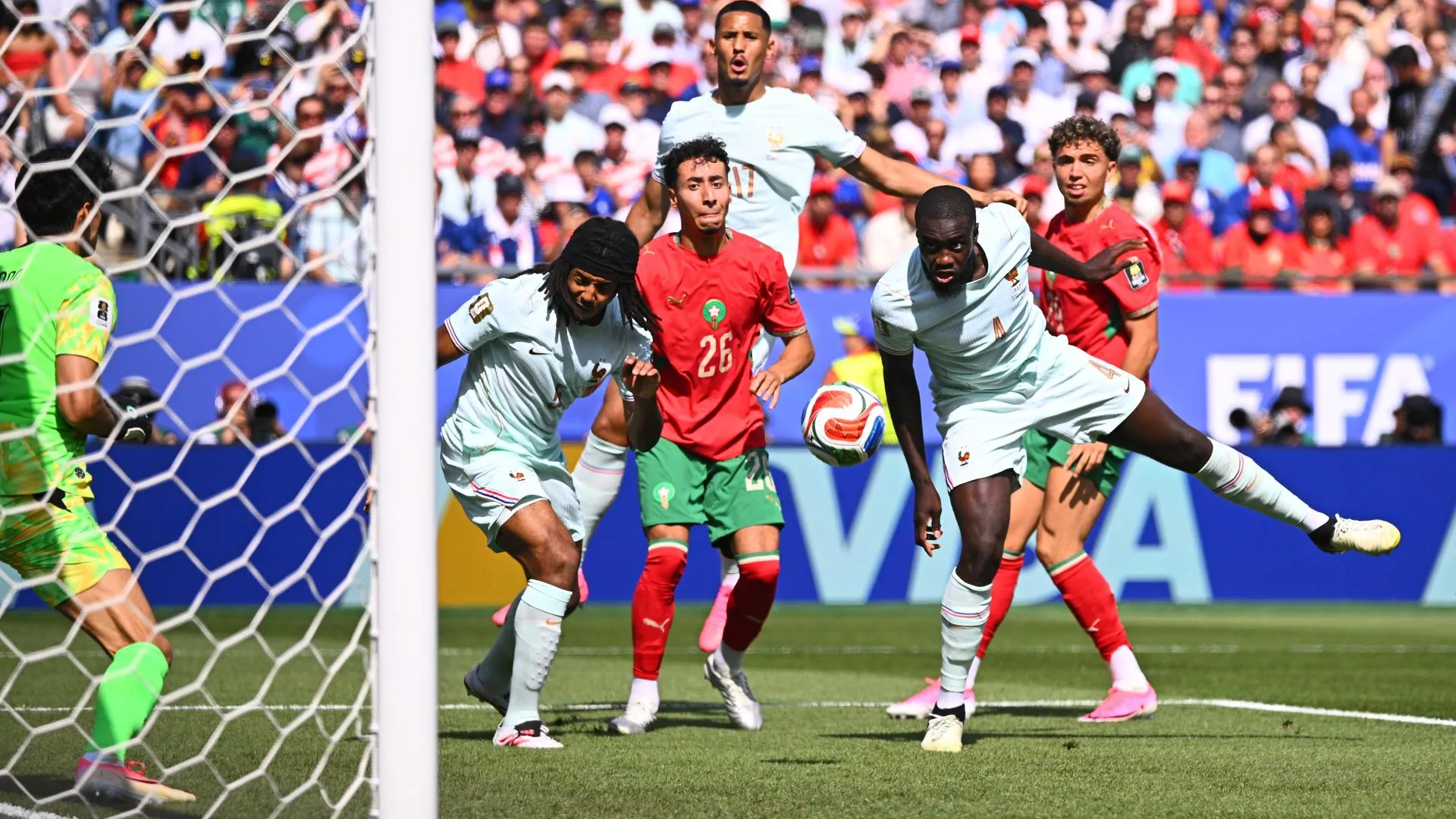 France Advances to World Cup Semi-Finals with Victory over Morocco