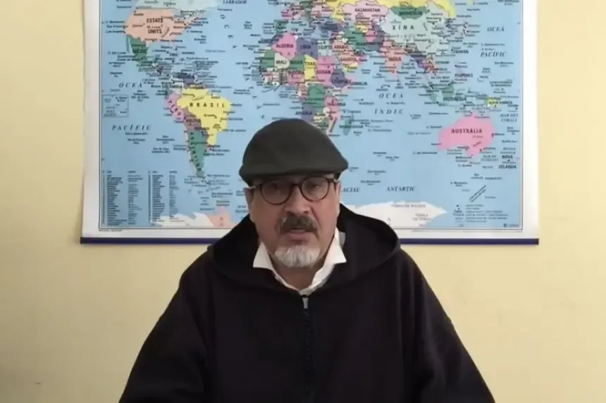 YouTuber Ali Al-Murabit Arrested at Tangier Airport Under National Search Warrant