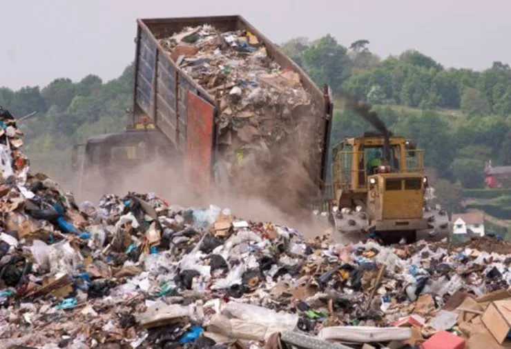 Environmental Disaster Strikes Fez: Lawmaker Criticizes Government Over "Ain Beida" Waste Site