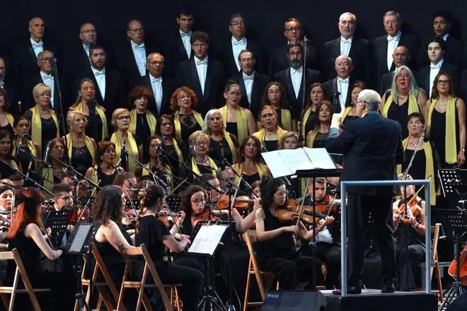 Casablanca Choir Enchants Audiences at Castrelos in Vigo