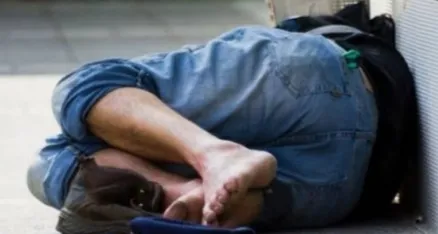 Former Police Officer Homeless in Agadir: A Shocking Tale of Despair