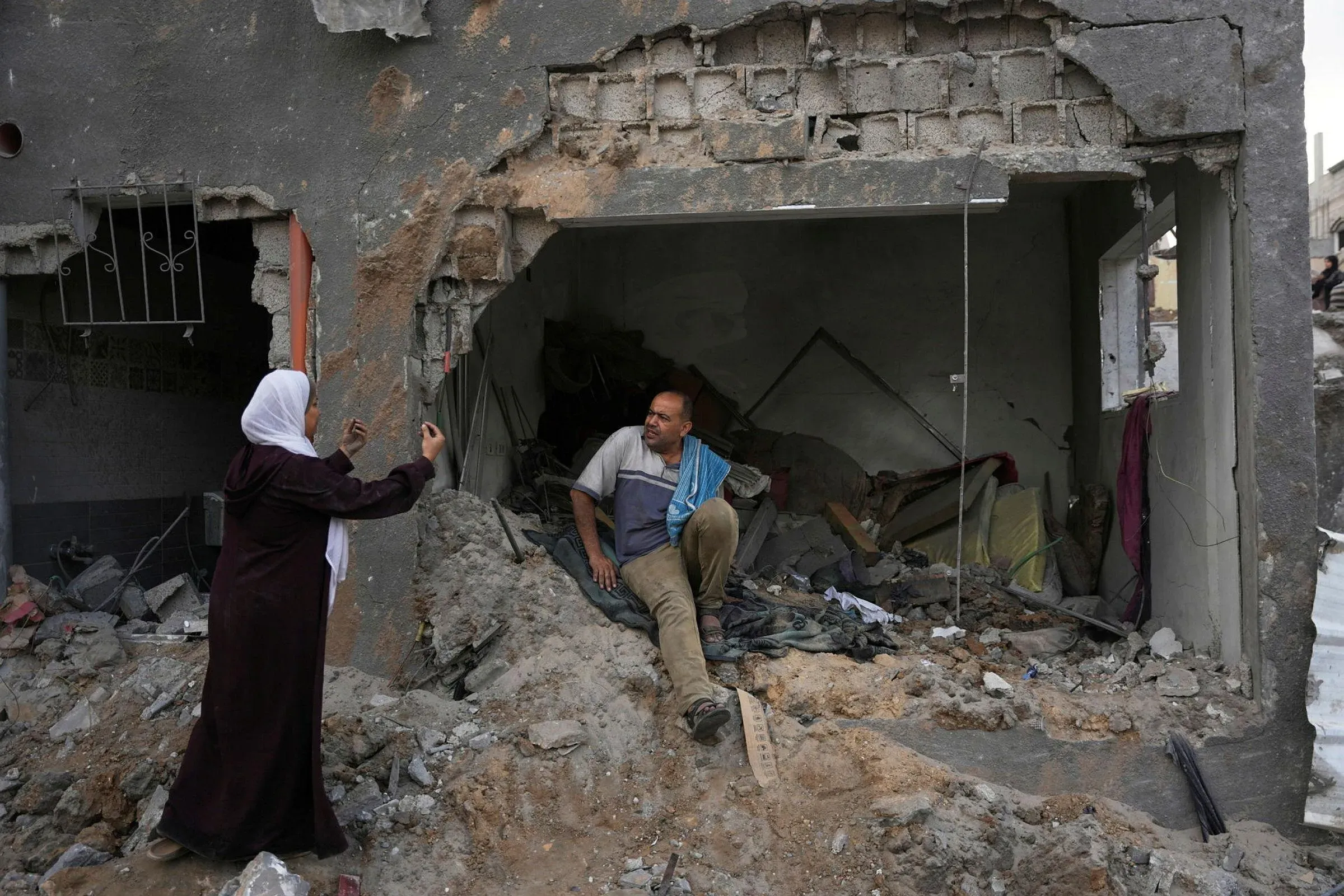 Israel's Security Cabinet Approves Multinational Peacekeeping Force for Gaza Ahead of Netanyahu-Trump Meeting