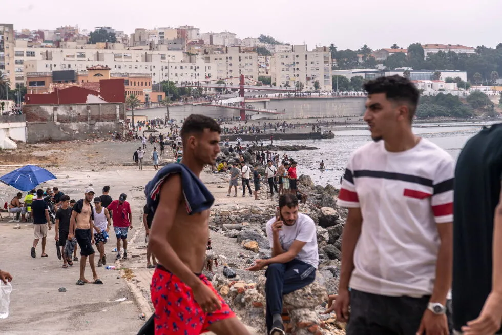Moroccan Migrants Share Their Struggles and Aspirations in Ceuta
