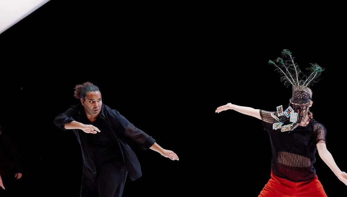 Exploring Contemporary Dance: Taoufiq Izeddiou's Vision in Marrakech