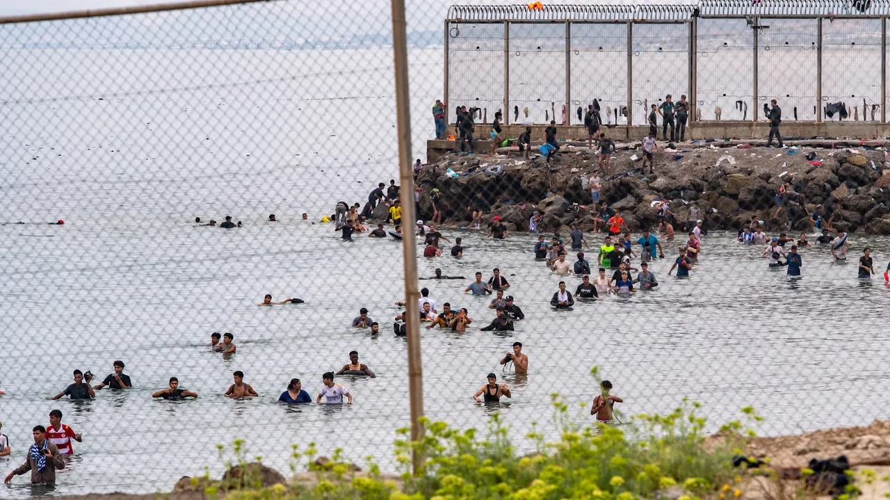 Moroccan Taxi Drivers Sentenced Amid Migrant Surge to Ceuta