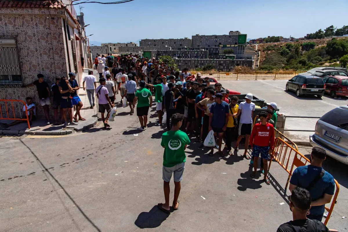 Moroccan Rights Organization Tracks Foreign Accounts Misleading Travelers to Ceuta