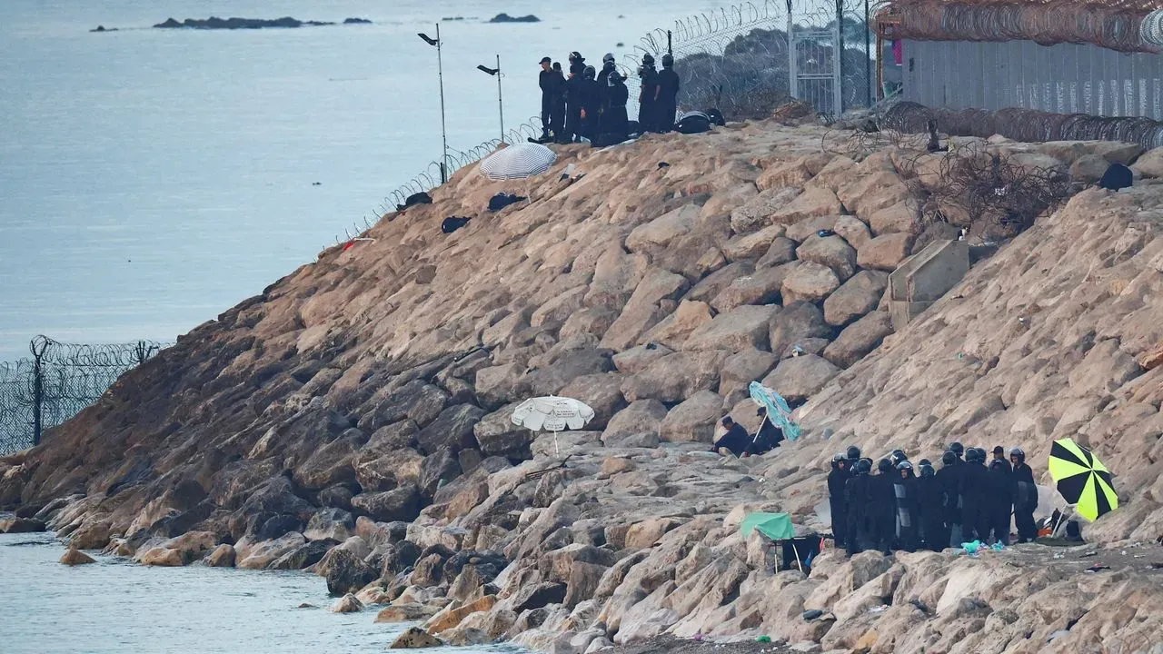 Morocco's Operation Halts Massive Immigration Attempts at Ceuta Border