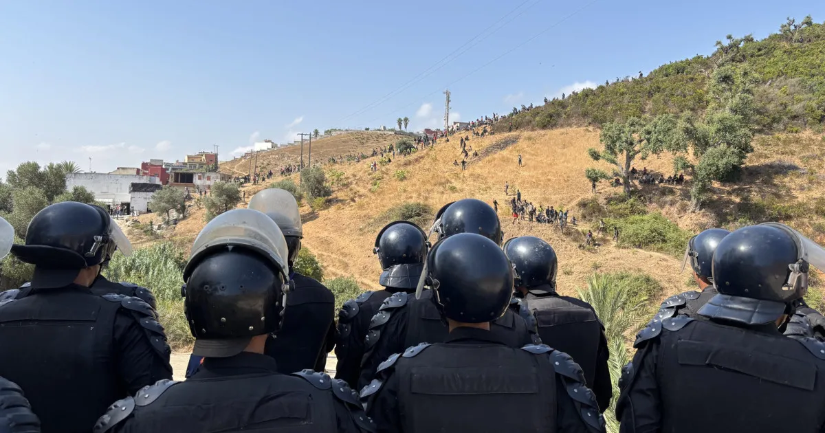 Spain's Government Confirms No Wrongdoing by Morocco Amid Migration Crisis