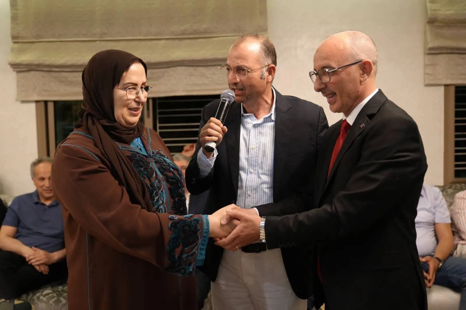 PAM in Fez-Meknes: Political Bureau Meeting Signals End of Internal Conflict with Khadija Hajjoubi