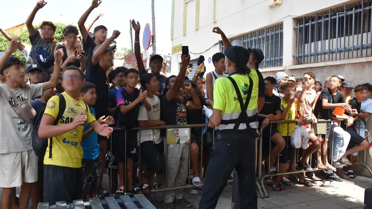 Brussels Endorses the Return of All Migrants from Ceuta to Morocco, Including Minors