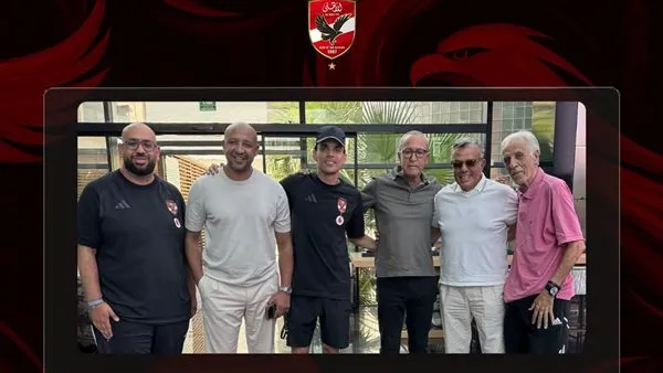 Moroccan Club President Visits Al Ahly Squad Ahead of Barcelona Match