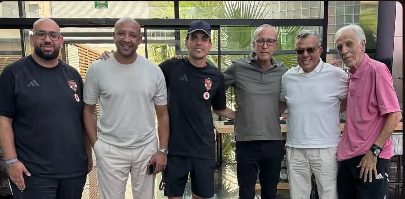 Moroccan President of Fassi Club Attends Friendly Match Between Al Ahly and Barcelona