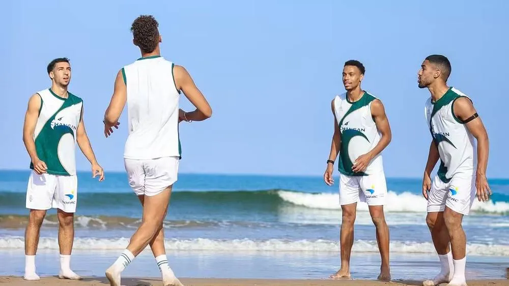Raja CA Enhances Physical Fitness Training on Agadir Beach