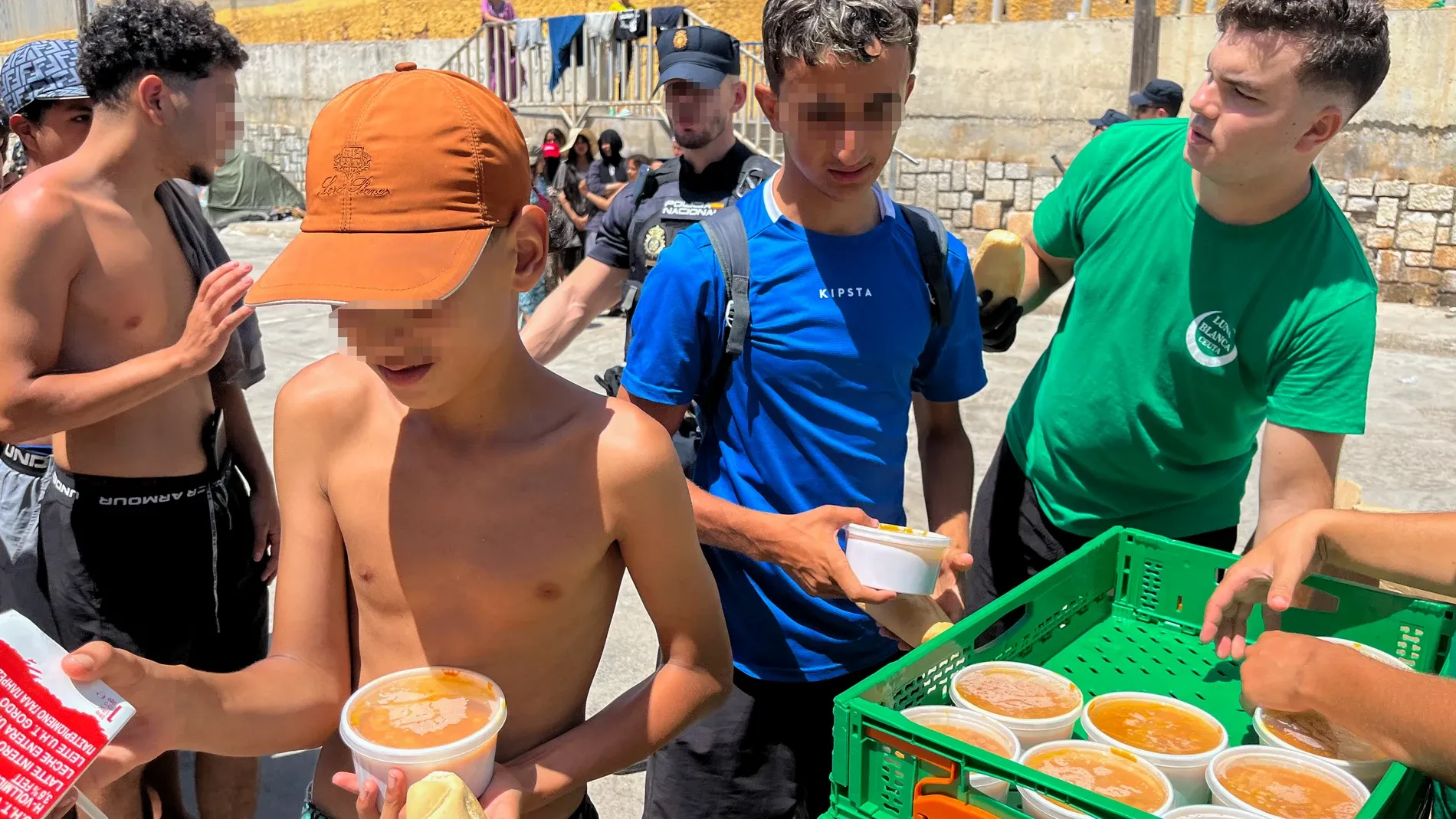 The Daily Struggles of Migrants in El Tarajal Amidst Rainy Conditions