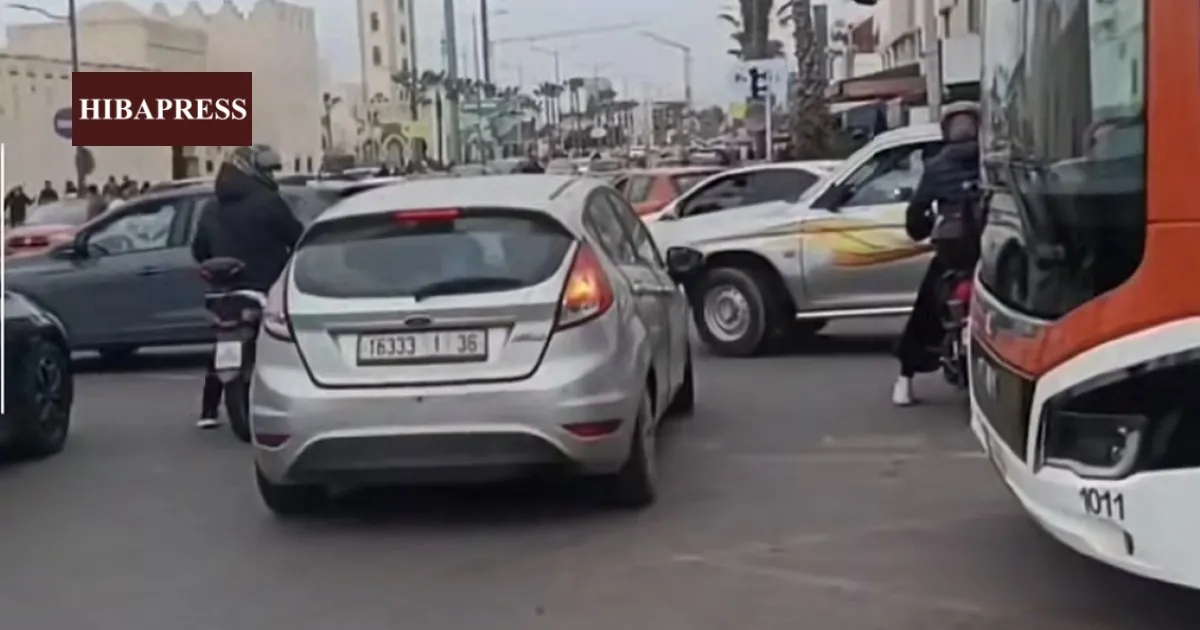 Traffic Accident in Agadir Highlights Bus Lane Violation Issues