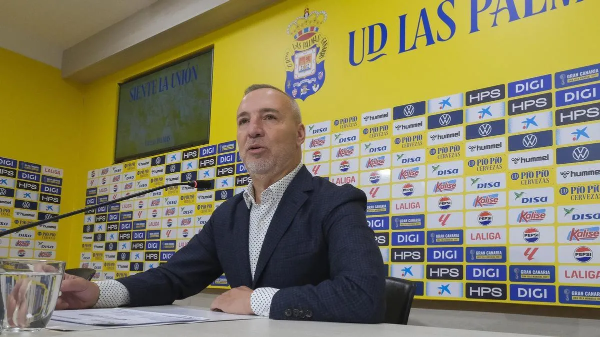UD Las Palmas Establishes Patriotic Identity Amid Historic Start