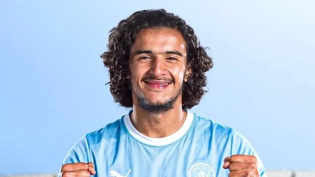 Manchester City Signs 18-Year-Old Star Bouaddi for €100 Million