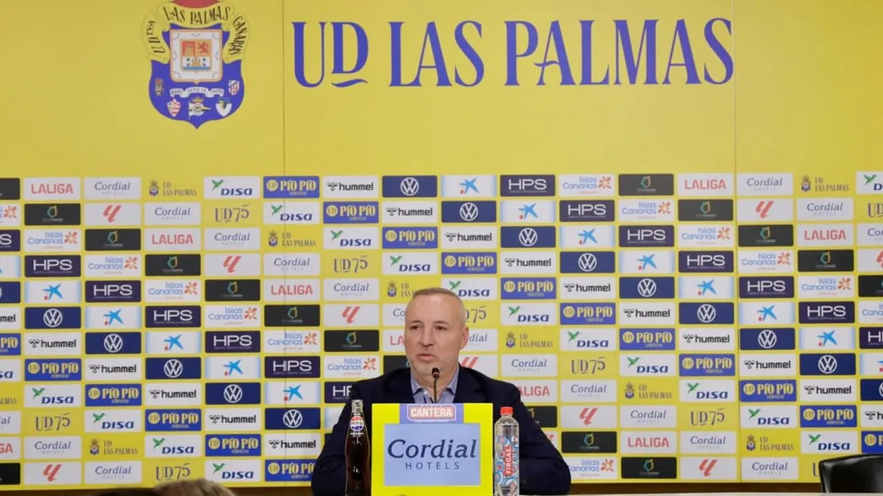 UD Las Palmas President Miguel Ángel Ramírez Stands with Ceuta Amid Migration Crisis