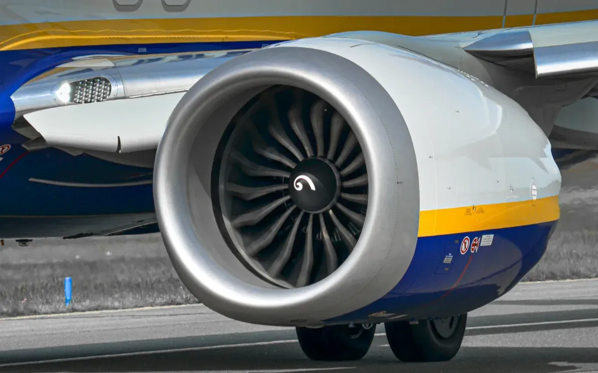 The Disappearance of Direct Flights from Clermont-Ferrand to Fès: A Call for Restoration