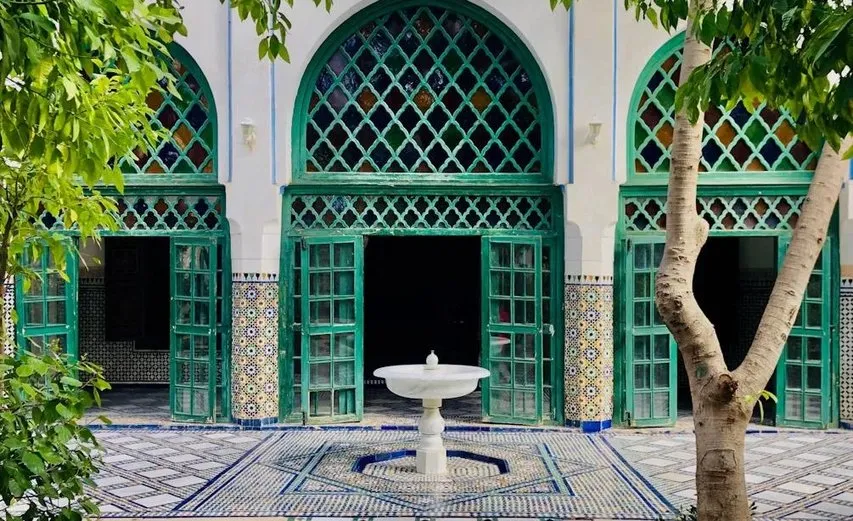 September Travel Trends: French Tourists Flock to Marrakech, Barcelona, and Palma
