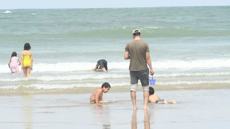 Debunking the Viral Video: Misleading Claims About a Moroccan Migrant Swimming to Ceuta