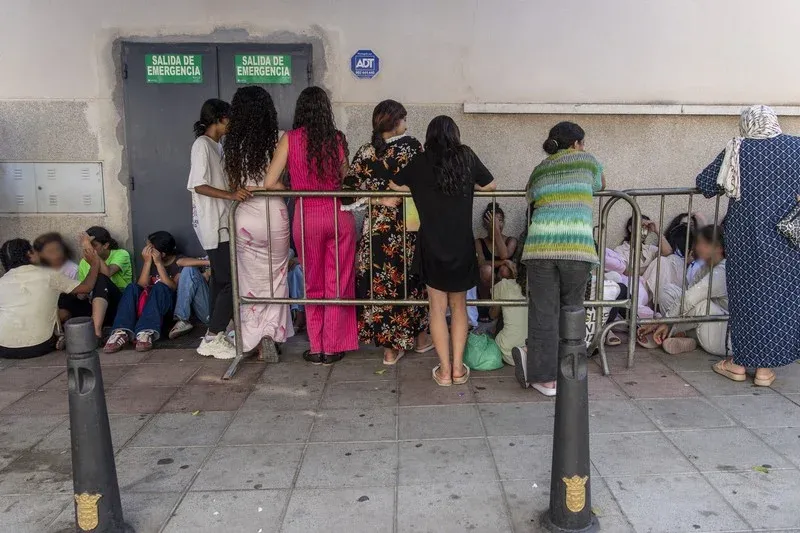 Spain Expels Over 100 Moroccan Migrants Amid Rising Crime Concerns in Ceuta