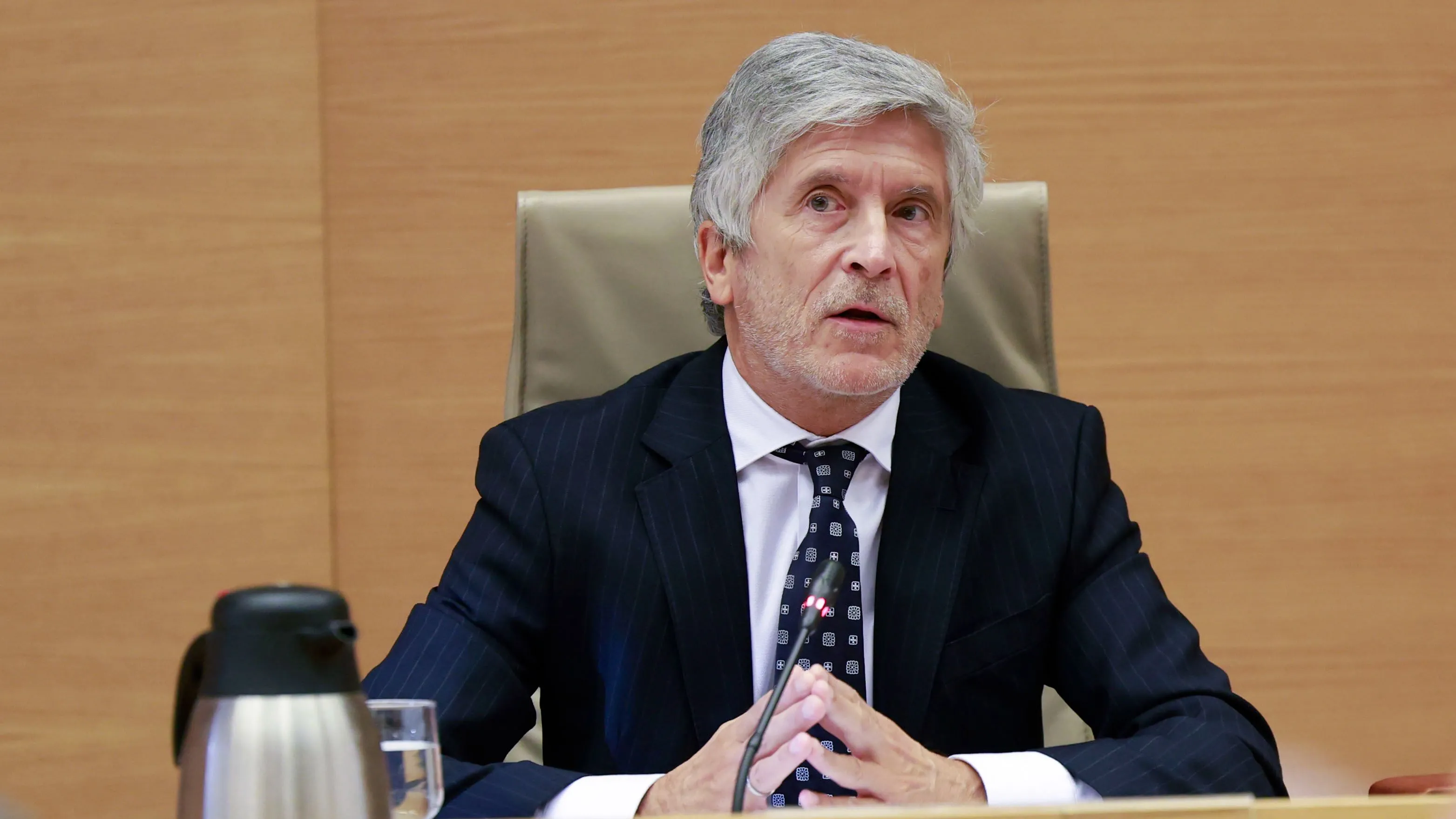 Spanish Interior Minister Questions Police Over Allegations of Moroccan Involvement in Migrant Crisis