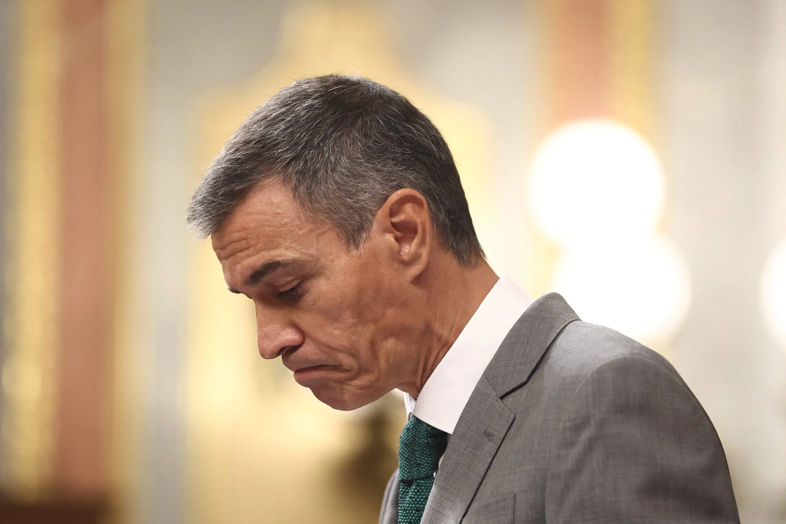 Pedro Sánchez Addresses Migrant Crisis in Ceuta Amid Political Tensions