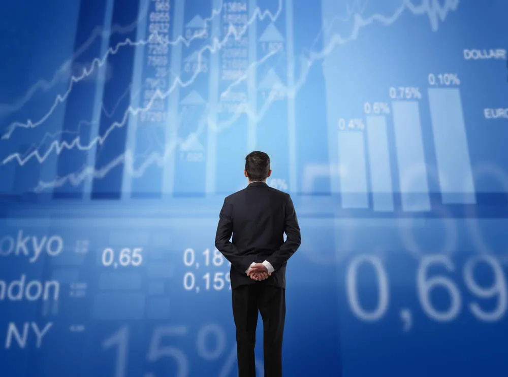 Market Insights: A Cautious Recovery and Selective Stock Picking Ahead