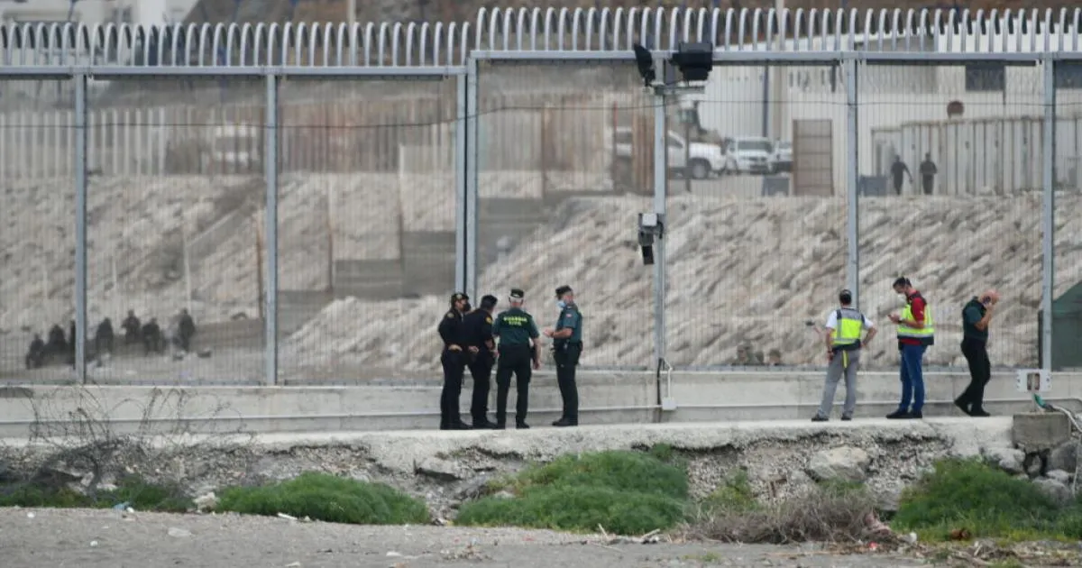 Moroccan Media Critiques Spanish Report on Migrant Influx to Ceuta