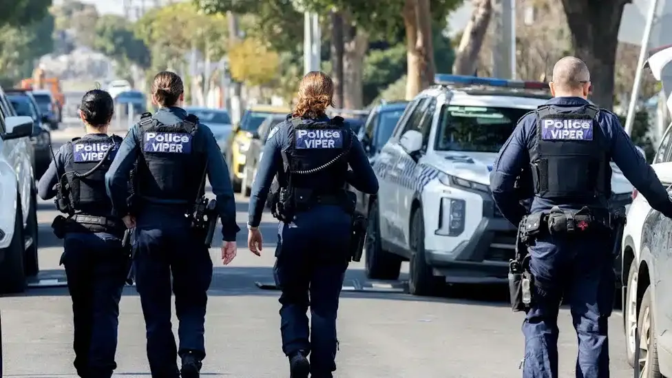 Police Launch Manhunt Following Alleged Axe Attack in Tyers