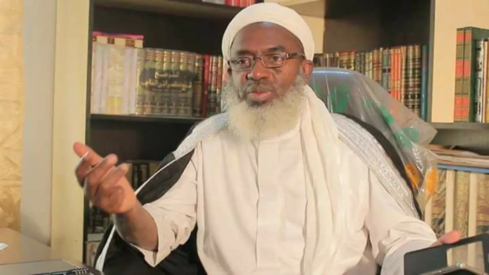Nigerian Man Accuses Sheikh Gumi of Holding His Moroccan Wife for 11 Months