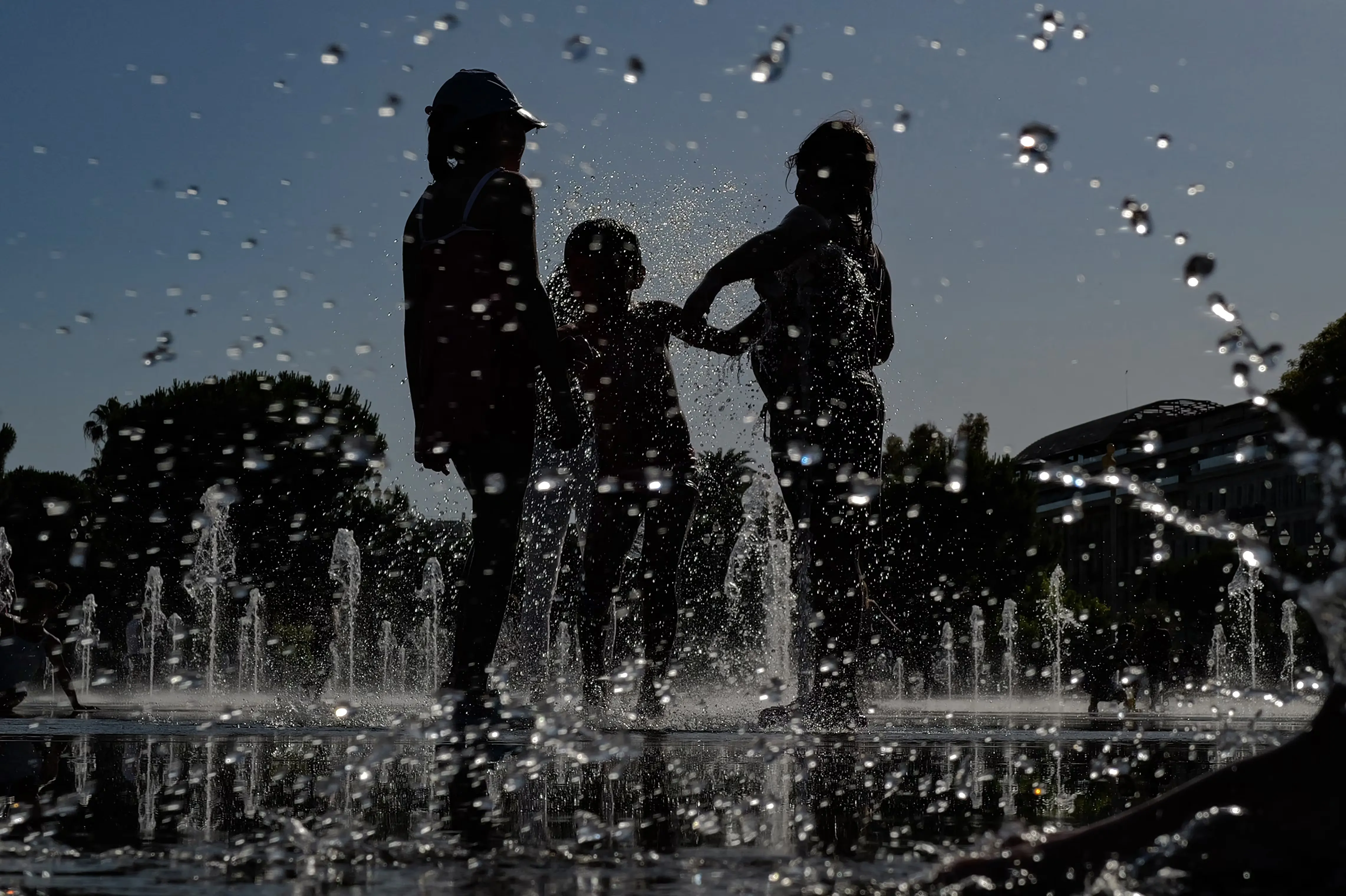 Weather Alert: Heatwave and Thunderstorms Expected from Sunday to Tuesday
