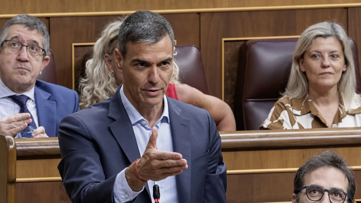 Political Turmoil in Spain Over Ceuta Migration Crisis: Sánchez's Balancing Act