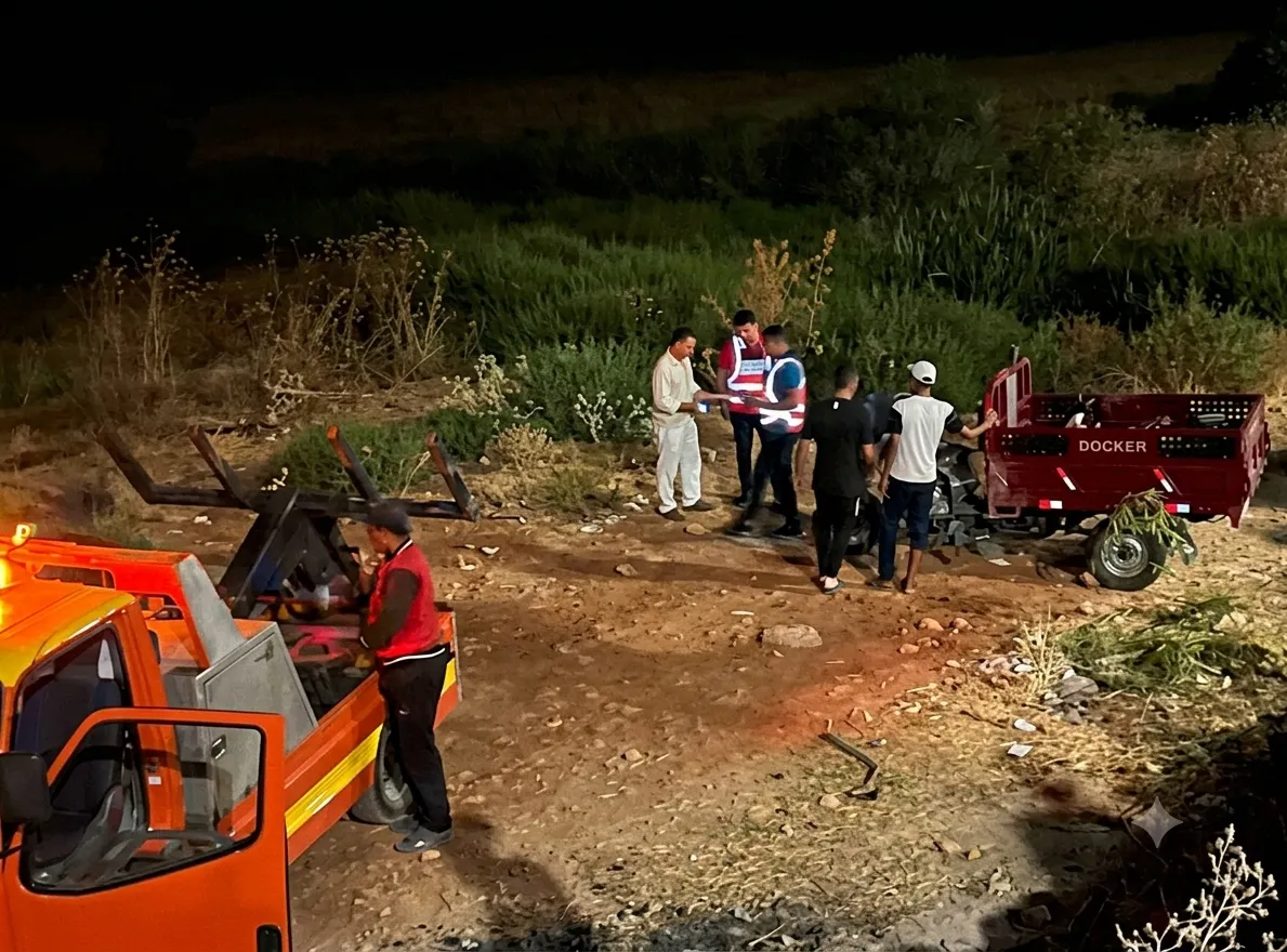 Tragic Accident in Fes: Tuktuk Overturns, Injuring 13 Fans