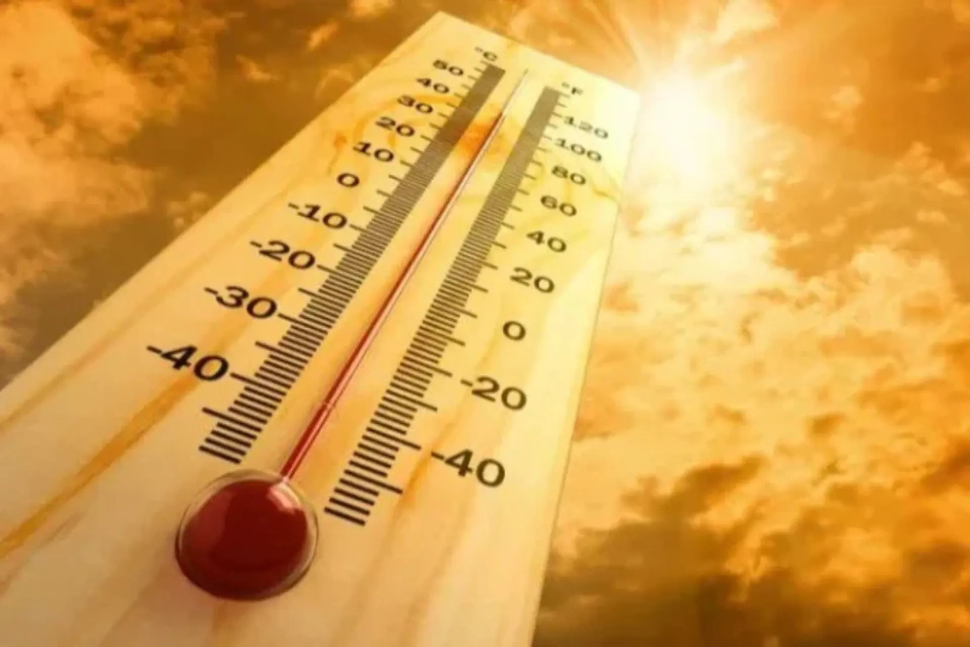 Heatwave and Thunderstorms Forecasted Across Multiple Regions
