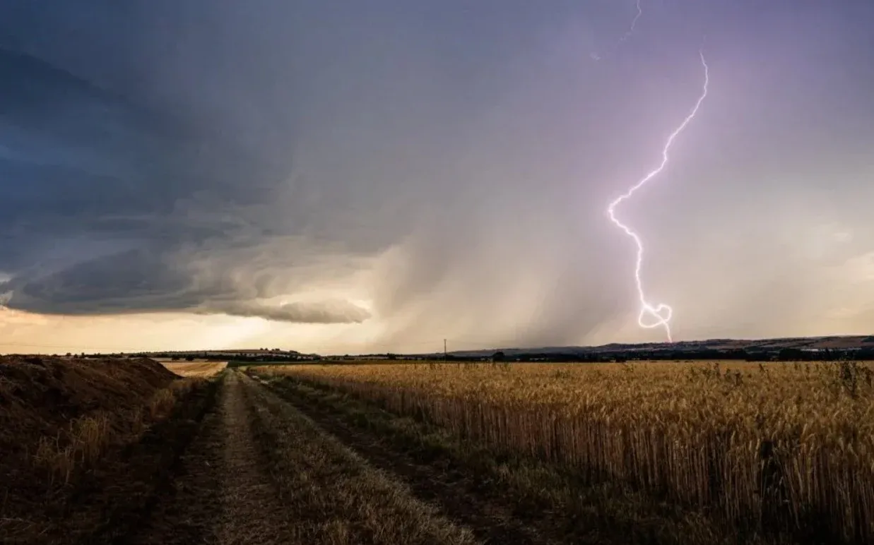 Morocco's Weather in September: A Hot Start with Thundery Showers and El Niño Impacts