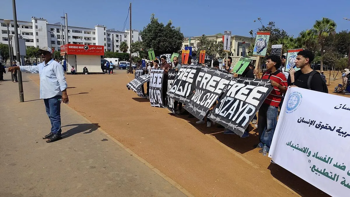 Morocco's Economic Boom and the Youth Exodus: A Paradox in Casablanca