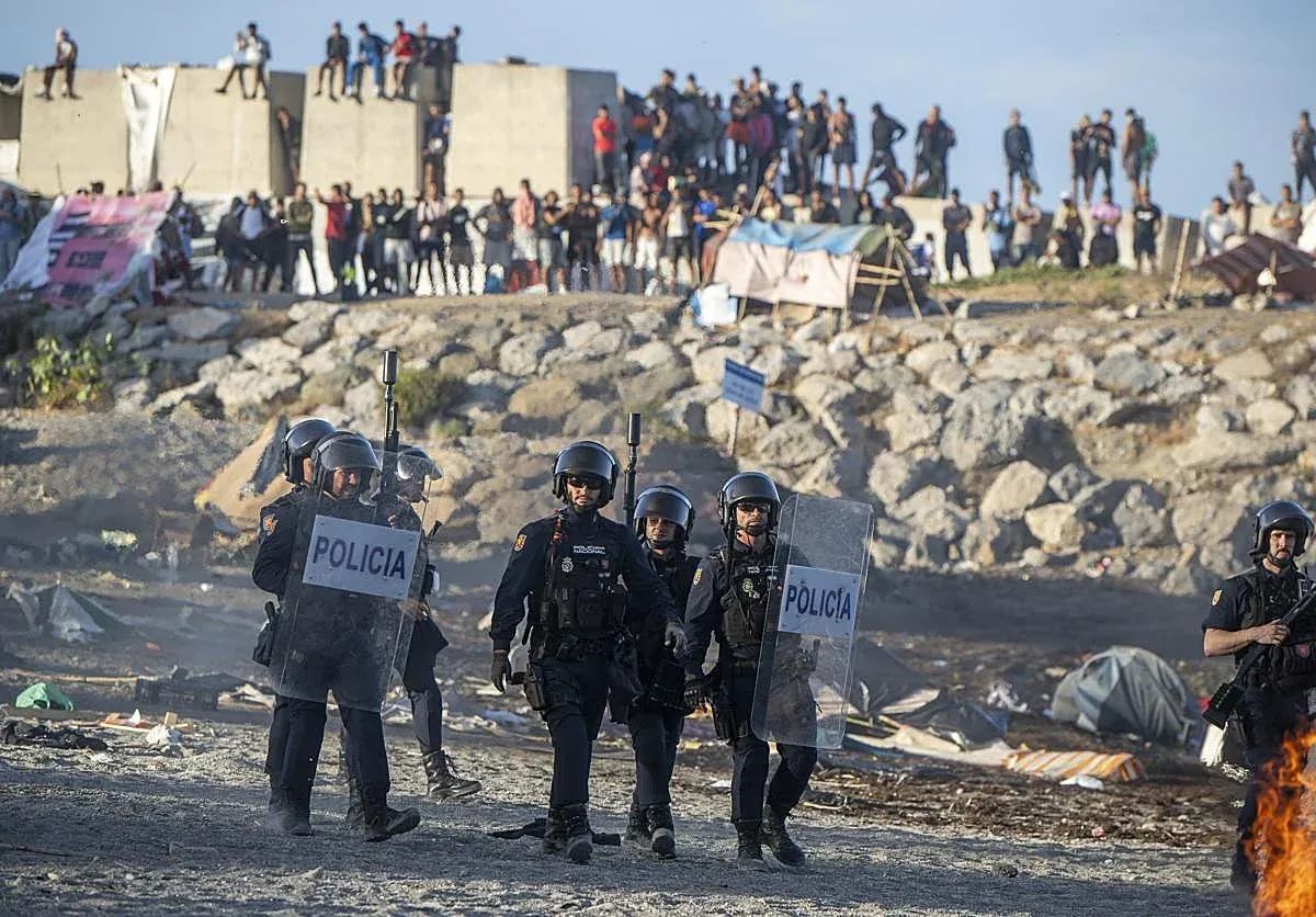 Spanish Police Officials Refuse to Exclude Morocco from Migration Report