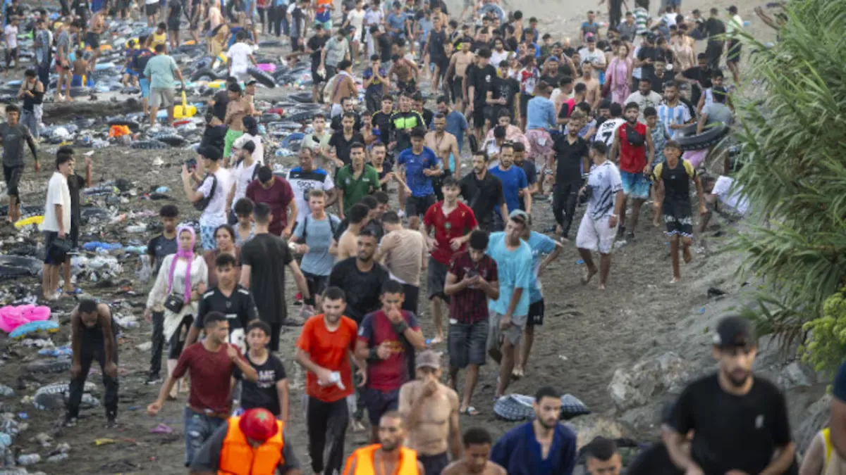 Analysis of Migration Crisis in Ceuta: Spanish Civil Guard Report