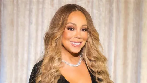Mariah Carey Shares Heartwarming Photo with Twins Moroccan and Monroe