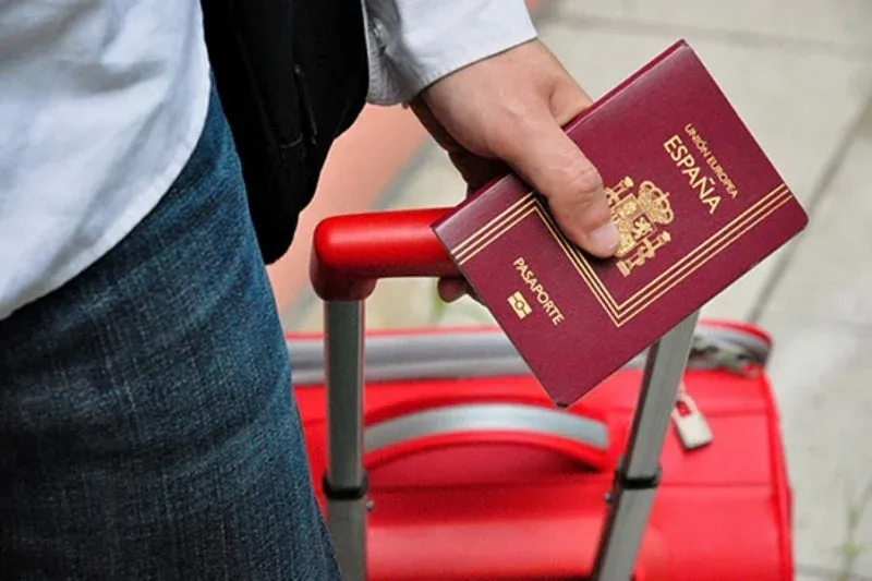 Spain's Citizenship Bill for Sahrawis Sparks Political Debate and Historical Reflection