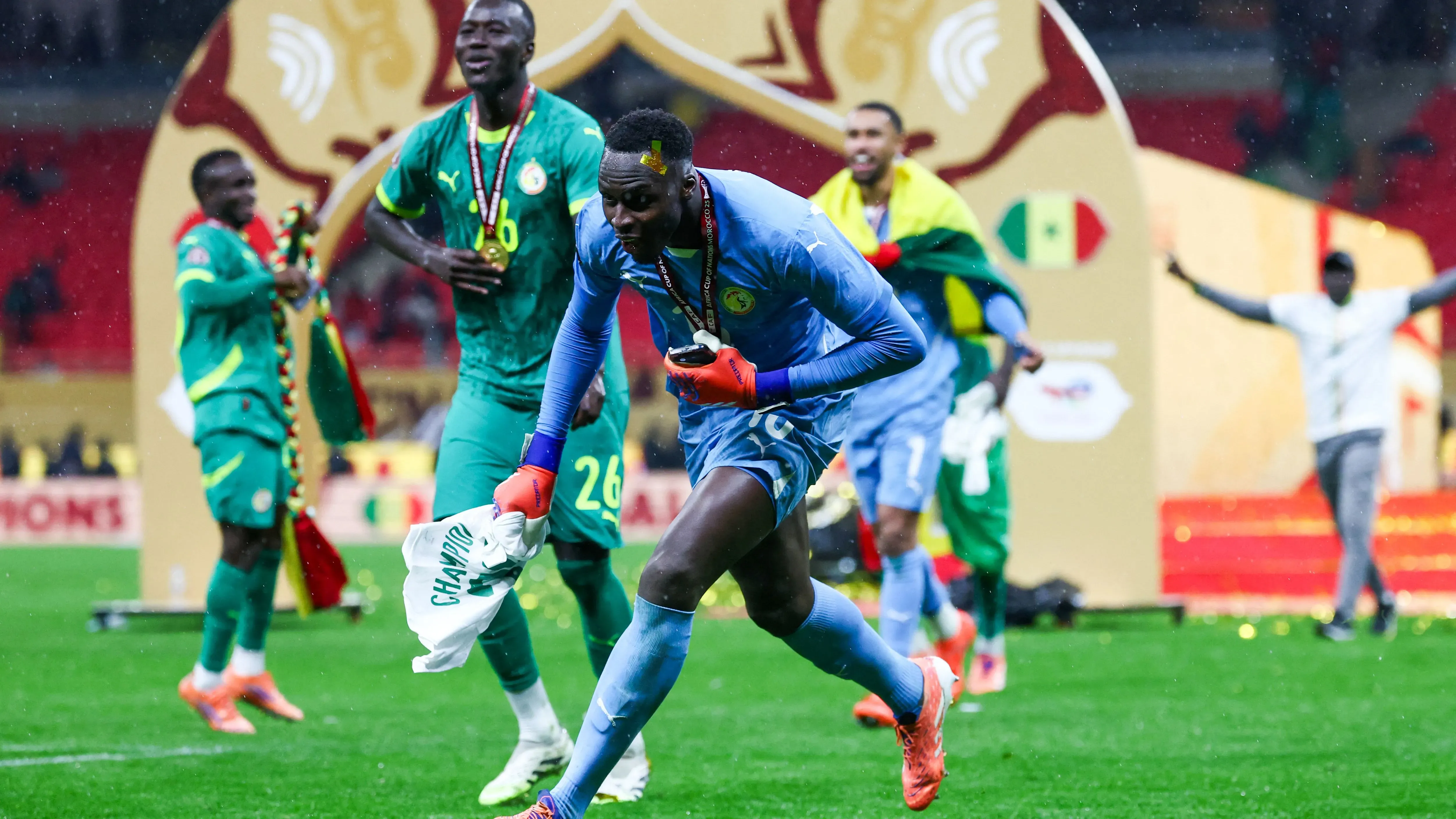 Edouard Mendy Announces Retirement from International Football with Senegal