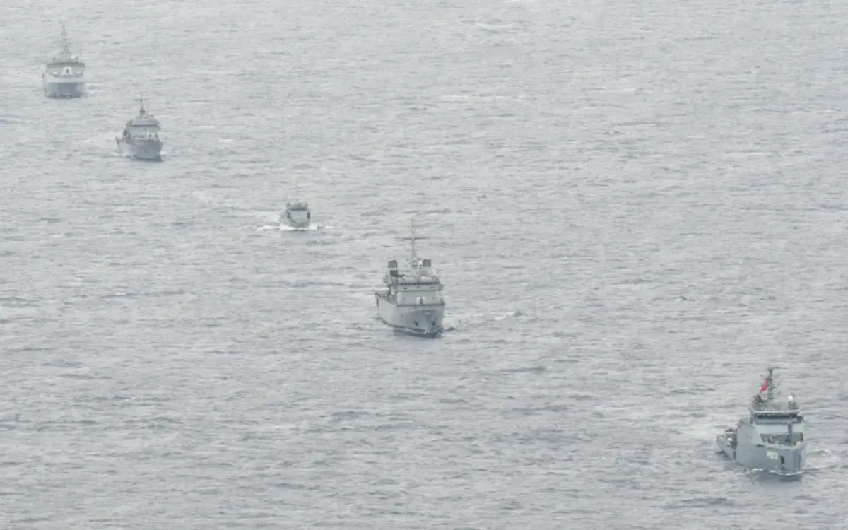 Moroccan and Algerian Frigates Navigate Together in Mediterranean Military Exercise