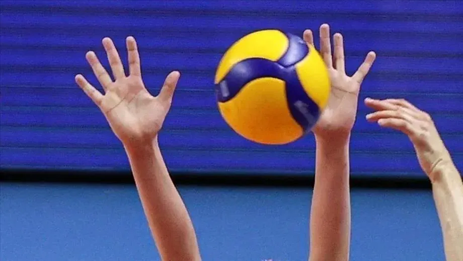 Morocco's Volleyball Team Faces Setback Against Egypt Yet Advances to Knockout Stage