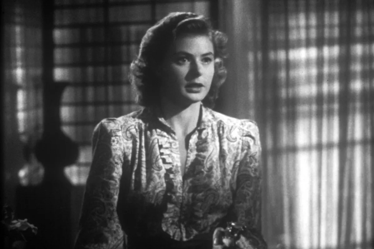 The Unscripted Romance of Casablanca: A Behind-the-Scenes Look